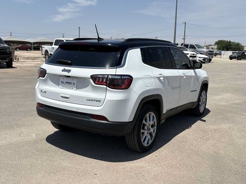 Used 2025 Jeep Compass Limited AWD/4WD image 8