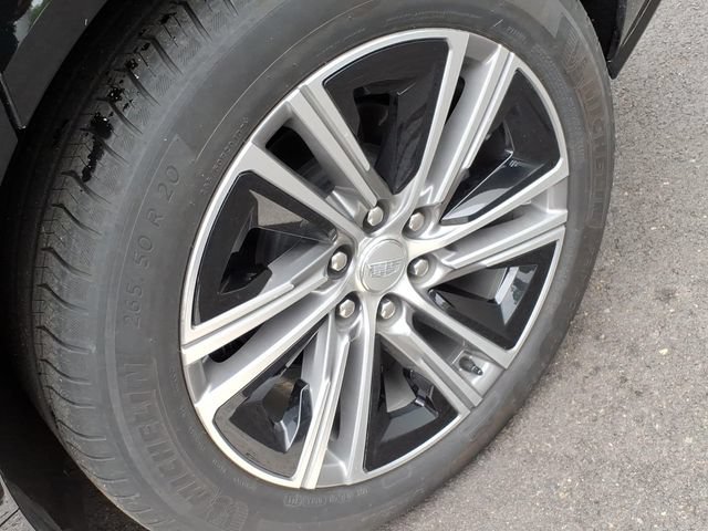 Certified 2024 Cadillac Lyriq Luxury AWD/4WD image 9