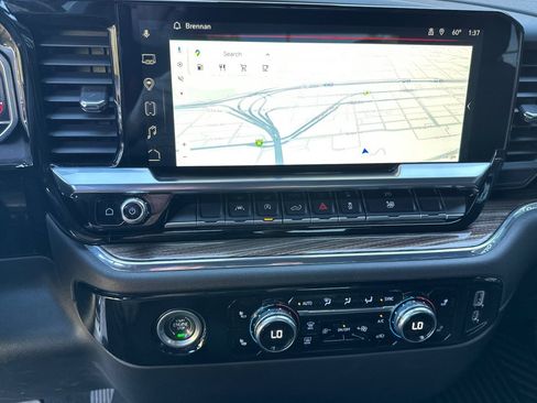 Used 2023 GMC Sierra 1500 Elevation image 27