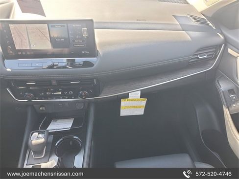 New 2026 Nissan Rogue Platinum w/ Platinum Premium Package image 12