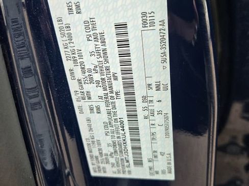 Used 2019 Lincoln MKC Reserve image 27