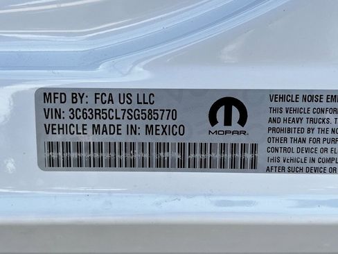 Used 2025 RAM 2500 Tradesman w/ Chrome Appearance Group AWD/4WD image 34