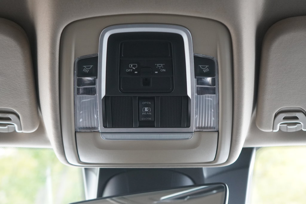 Used 2021 RAM 1500 Laramie AWD/4WD image 27