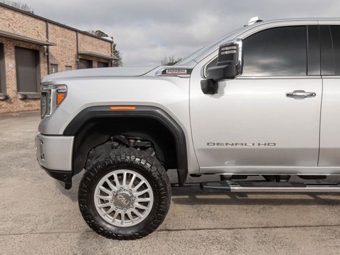 Used 2021 GMC Sierra 3500 Denali w/ Denali Ultimate Package image 4