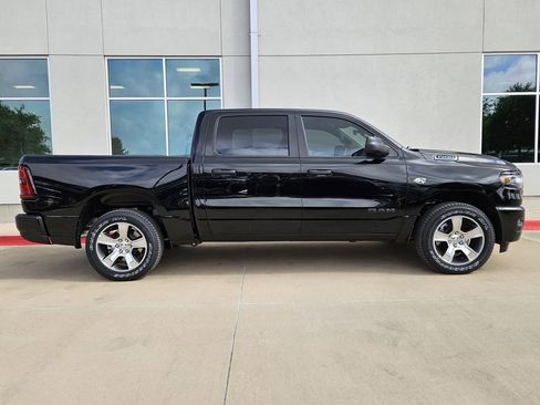 New 2026 RAM 1500 Express image 2