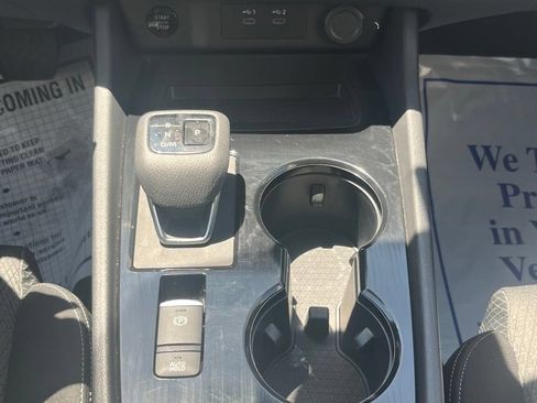 Used 2025 Nissan Rogue SV AWD/4WD image 19
