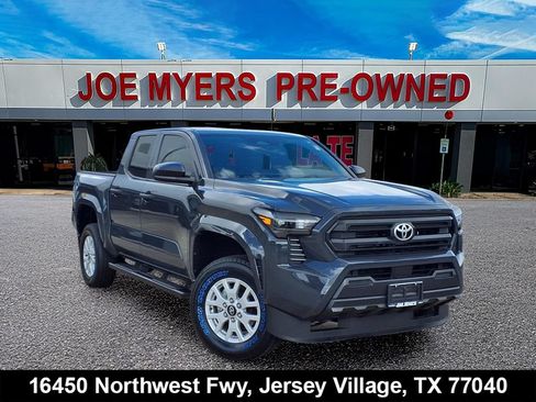 Used 2024 Toyota Tacoma SR RWD image 1