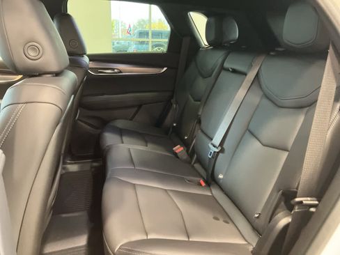 Used 2022 Cadillac XT5 Luxury image 25