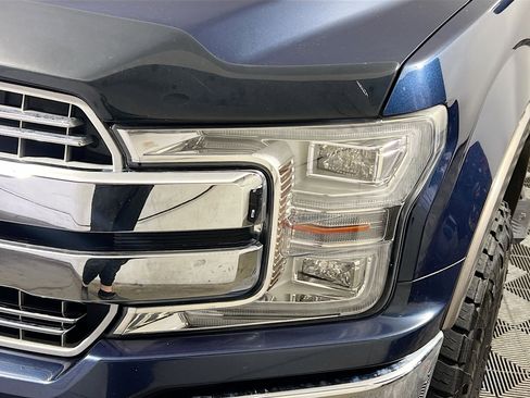 Used 2018 Ford F150 Lariat w/ Equipment Group 502A Luxury image 11