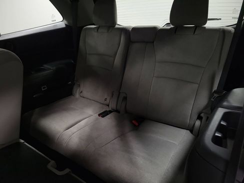 Used 2020 Honda Pilot LX image 22