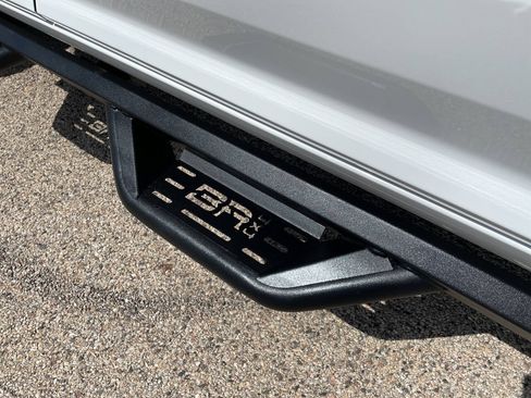 Used 2020 RAM 2500 Laramie AWD/4WD image 15