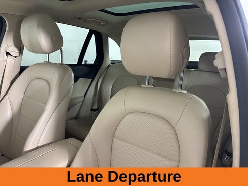 Used 2021 Mercedes-Benz GLC 300 4MATIC image 14