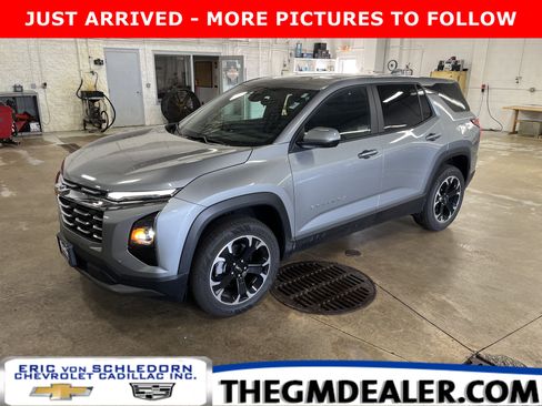 Used 2026 Chevrolet Equinox LT w/ Convenience Package II AWD/4WD image 1