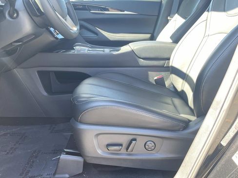 Certified 2025 INFINITI QX60 Pure image 15