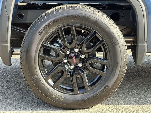 New 2026 GMC Sierra 1500 Elevation w/ LPO, Elevation Black Package image 29