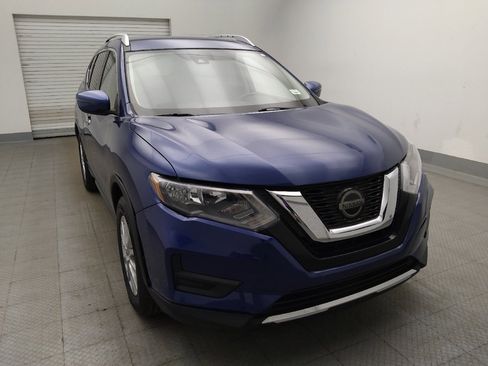 Used 2020 Nissan Rogue SV FWD image 14