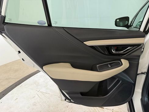 Used 2022 Subaru Outback Limited image 13