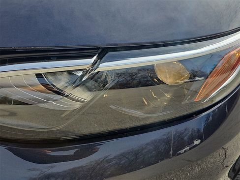 Used 2022 Chevrolet Malibu LT image 31