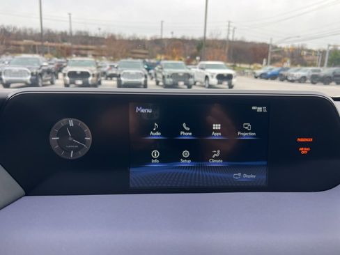 Used 2022 Lexus UX 250h 250h Base image 39