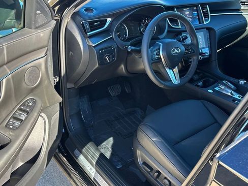 New 2025 INFINITI QX50 Pure image 7
