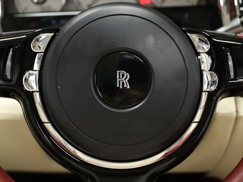 Used 2013 Rolls-Royce Ghost RWD image 26