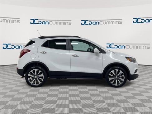 Used 2022 Buick Encore Preferred w/ Safety Package image 9