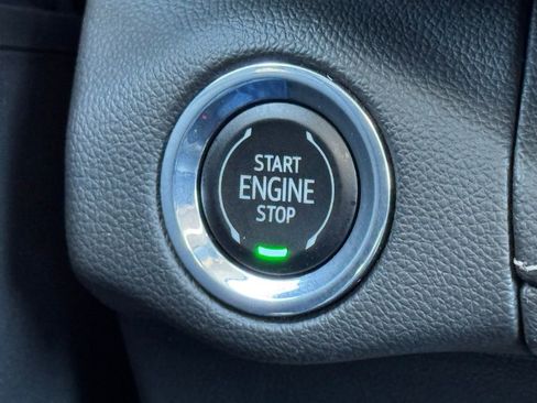 Used 2023 Buick Envision Avenir image 24