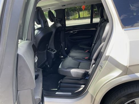 Used 2016 Volvo XC90 T6 Momentum AWD/4WD image 15