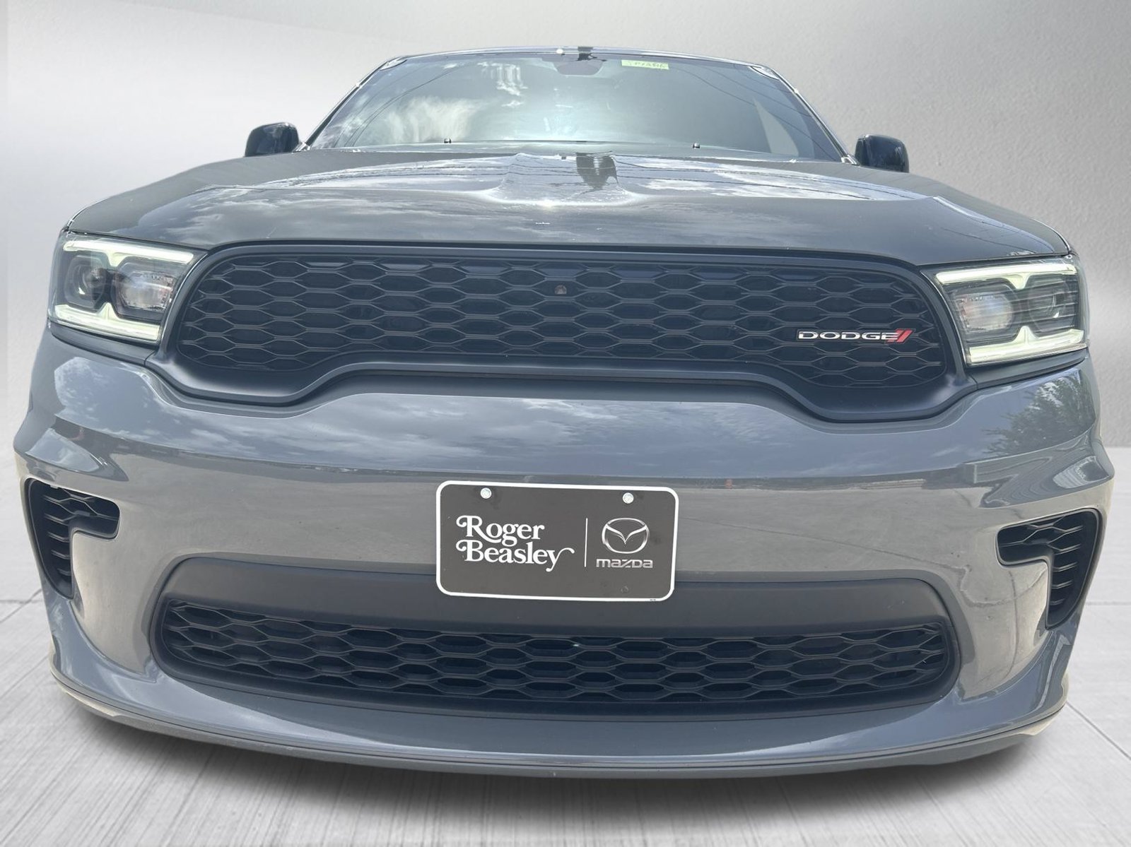 Used 2023 Dodge Durango GT RWD image 2