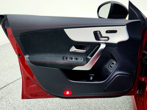 Certified 2025 Mercedes-Benz CLA 250 image 21