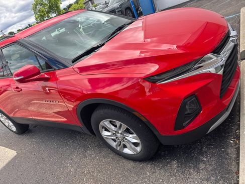 Used 2022 Chevrolet Blazer LT FWD image 3