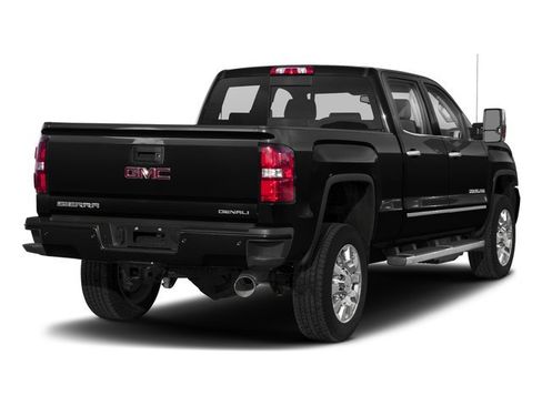 Used 2018 GMC Sierra 2500 Denali w/ Duramax Plus Package AWD/4WD image 5