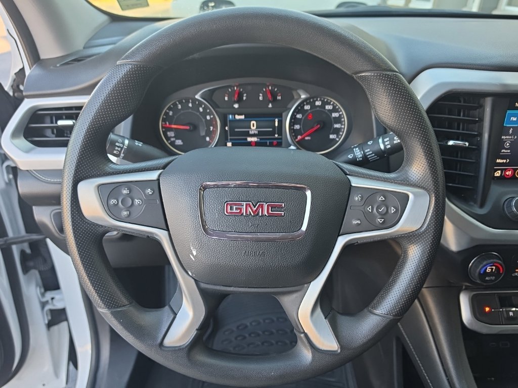 Used 2023 GMC Acadia SLE FWD image 15