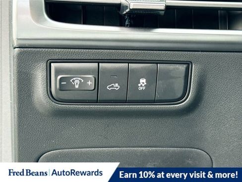 New 2025 Hyundai Santa Cruz SEL image 11