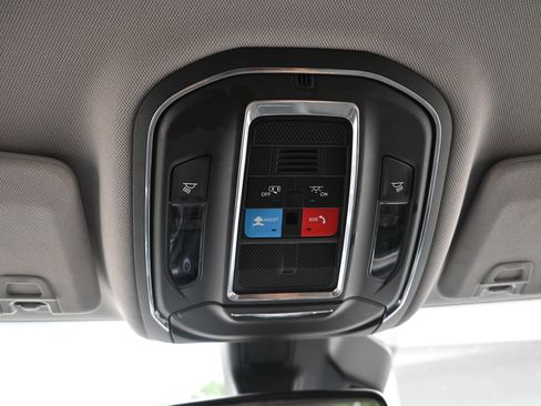Used 2023 Jeep Grand Cherokee L Laredo AWD/4WD image 22