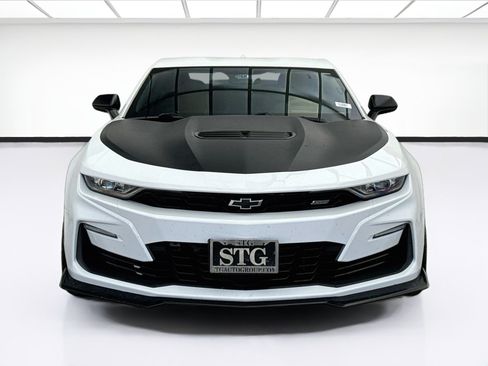 Used 2021 Chevrolet Camaro SS RWD image 2