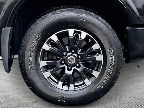 Used 2019 Nissan Titan PRO-4X image 32