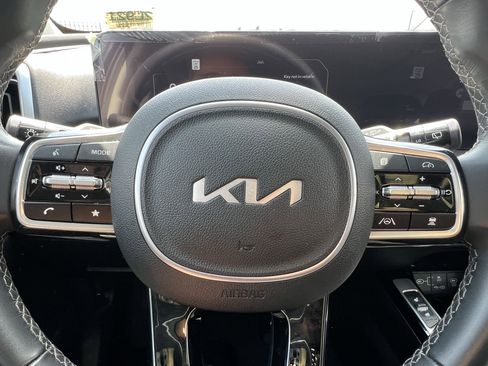 Certified 2024 Kia Sorento SX image 21