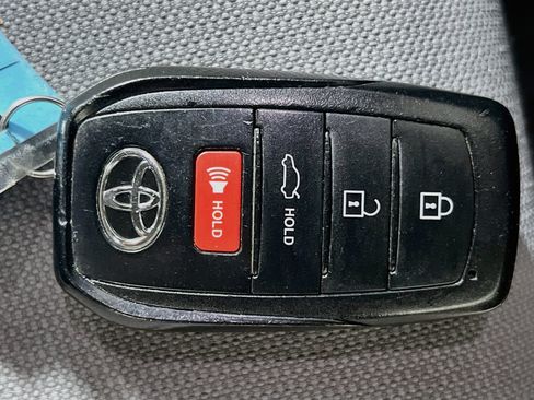 Used 2023 Toyota Corolla SE FWD image 35