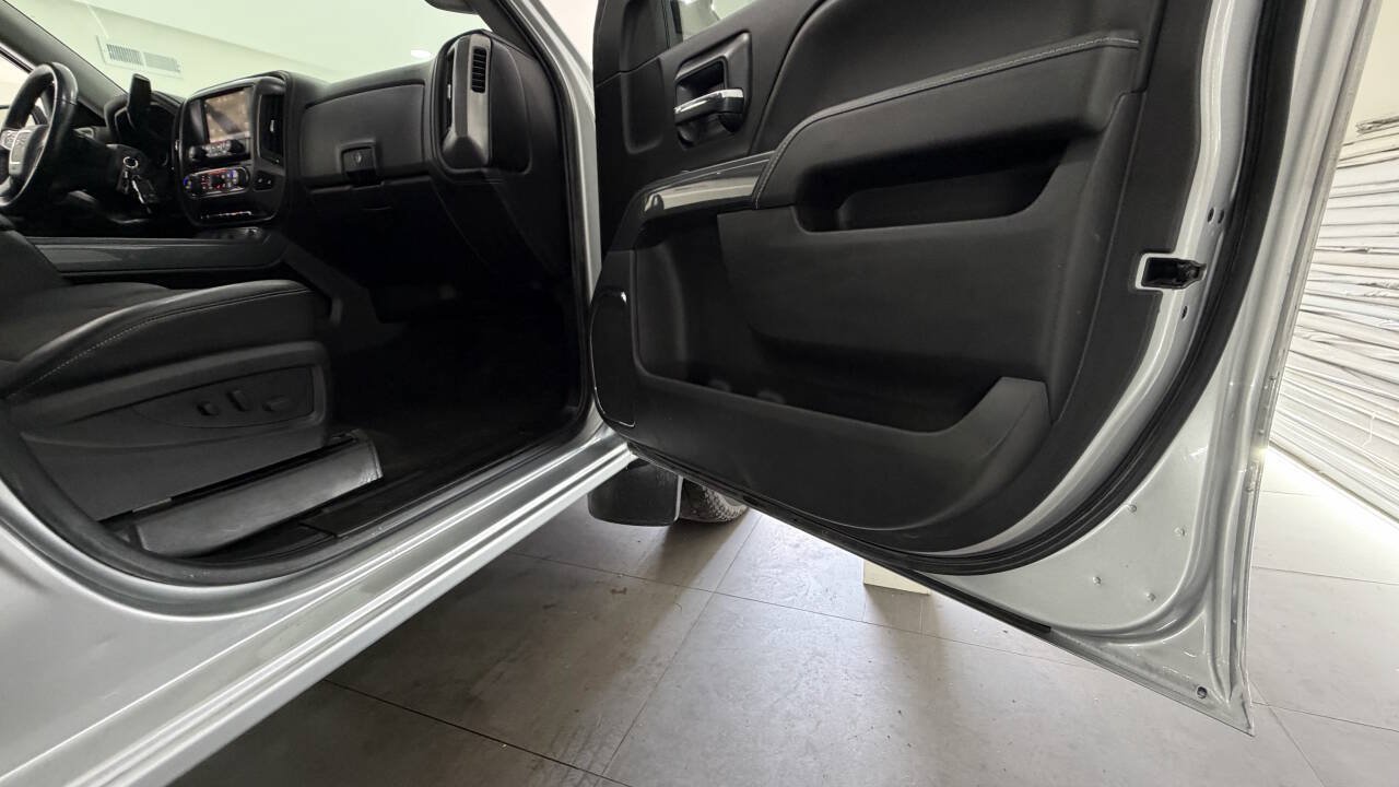 Used 2014 GMC Sierra 1500 SLE w/ All-Terrain Package AWD/4WD image 9