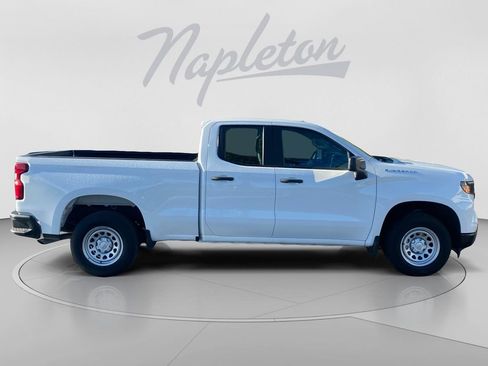 Used 2024 Chevrolet Silverado 1500 W/T RWD image 7