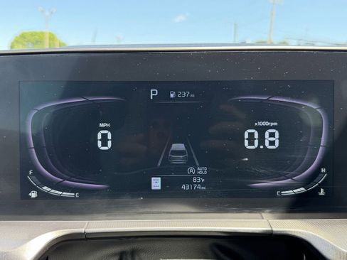 Used 2023 Kia Telluride S w/ S Sunroof Package FWD image 31