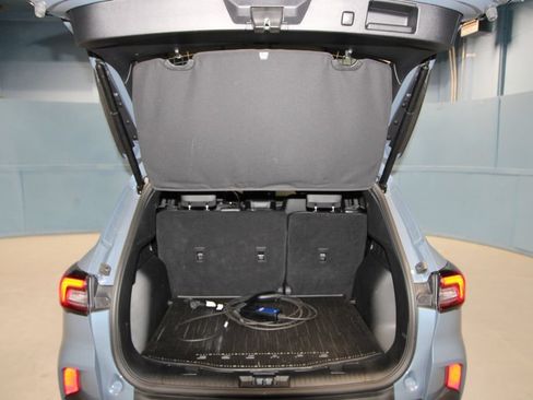 Used 2025 Ford Escape SE w/ PHEV Premium Package FWD image 41