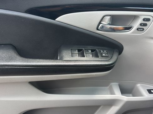 Used 2017 Honda Ridgeline RTL-E image 18
