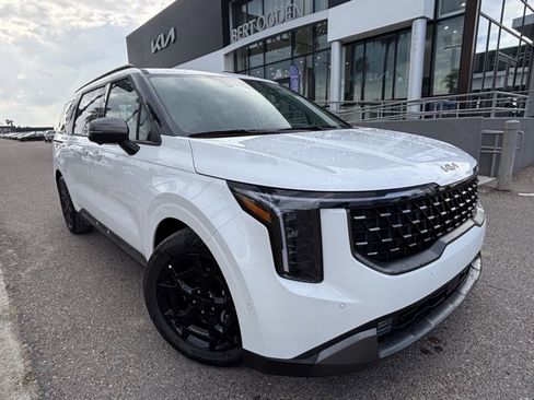 New 2025 Kia Carnival SX Prestige image 1