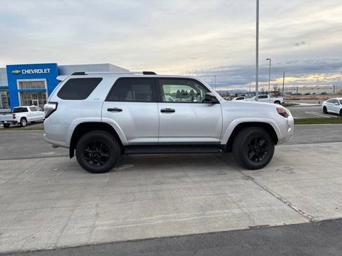 Used 2024 Toyota 4Runner SR5 image 2