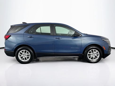 Used 2024 Chevrolet Equinox LS AWD/4WD image 12