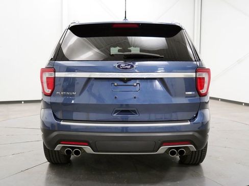 Used 2019 Ford Explorer Platinum AWD/4WD image 6