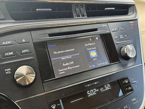 Used 2015 Toyota Avalon XLE FWD image 14