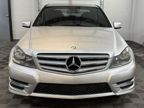 Used 2013 Mercedes-Benz C 250 Sedan image 3
